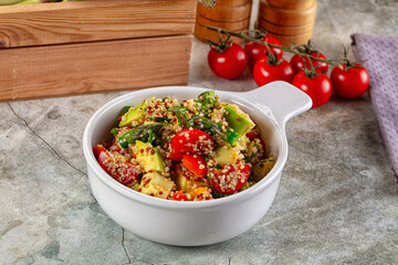 Salad with quinoa asparagus avocado