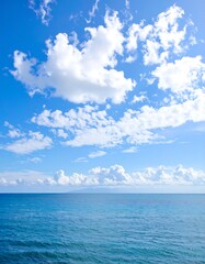 Obraz premium Azure sky meets tranquil sea