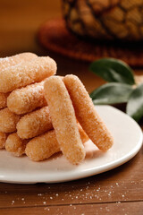 Traditional Chinese Glutinous Rice Sticks Beijing Dessert Sugar Coated Sweet Snack Food