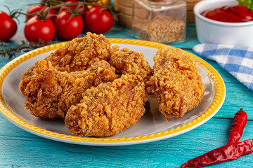 Golden crispy fried chicken wings