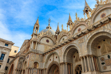 Fototapeta premium Patriarchal Cathedral Basilica of Saint Mark (Basilica di San Marco) in Venice, Italy