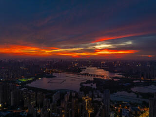 Obraz premium Wuhan Summer City Skyline Sunrise Scenery