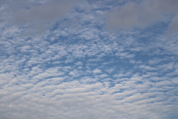 秋の空　雲　風景