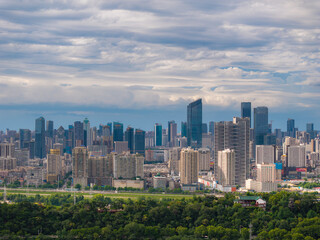 Fototapeta premium Wuhan city landmark skyline scenery