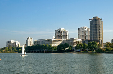 Obraz premium Lac de Créteil, Parc départemental du Val de Marne, 94, Île de France, France