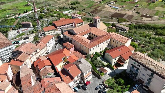 drone, vista su Teggiano Salerno, Italia