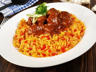 Beef Goulash with red Pepper and Rice