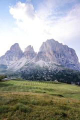 Luz sobre los picos alpinos · Light over alpine peaks · Licht über den Alpengipfeln