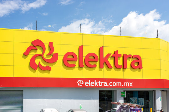 Elektra branch store, Electra department store facade and signage, Banco Azteca, Elektra Group, Salinas Group, Salinas Pliego, Salinas Westrup, Rocha Barocio Guadalajara, Jalisco, M&eacute;xico june 24 2024.