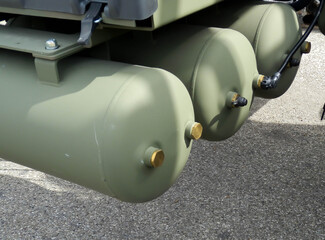 Bombole aria dei freni camion militare