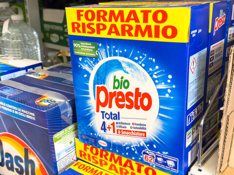 Bio Presto laundry detergent box displayed prominently on store shelf, showcasing eco-friendly features and vibrant packaging design for effective cleaning solutions