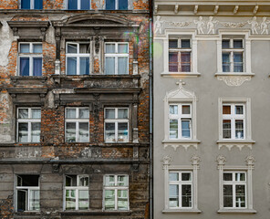 City contrasts in Gdansk. Historic house restoration and renovation