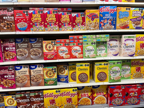 Cereal boxes on shelves in a supermarket, kelloggs, great value, post, nestle, quaker. Guadalajara, Mexico, March 30, 2024.