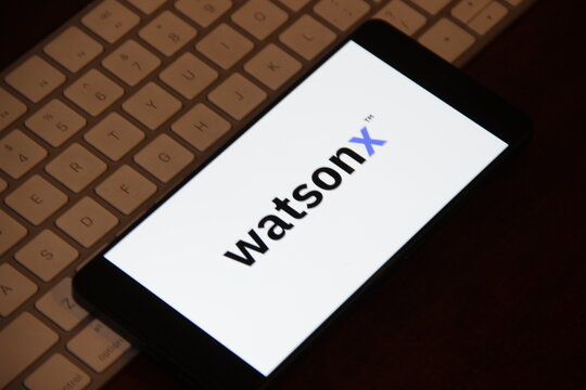 Watsonx - Plataforma da IBM para construir e gerenciar aplicativos de intelig&ecirc;ncia artificial (IA) para uso comercial. 