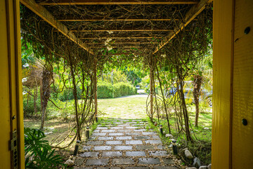 Entrada a casa de campo