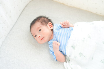 新生児　0ヶ月の赤ちゃん