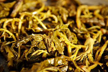 Dried food ingredients, dried food