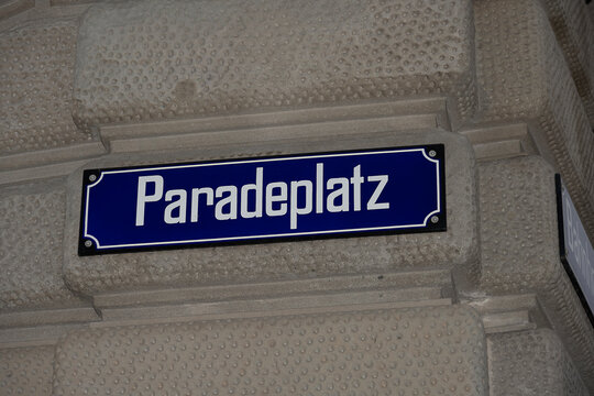 Strassenschlld "Paradeplatz", Z&uuml;rich, Schweiz