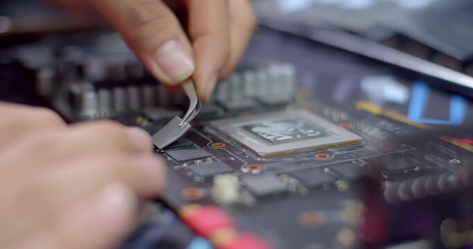 Apply new gray silicone to the RAM.The new silicone improves heat dissipation.The new silicone is a sheet type.