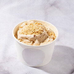 Glace-libanaise à la noisette