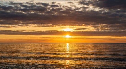 Fototapeta premium Golden sunset over tranquil water