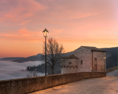 Tramonti