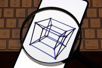 Tesseract - Figura Geométrica Quadridimensional - Hipercubo.