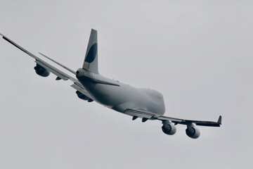 airplane in flight