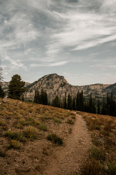 Fall Hiking Views at Tony Grove Lake and White Pine Lake Logan Utah Mountain Peaks and Trails