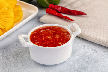 Sweet and spicy chili pineapple sauce