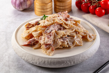 Pasta Carbonara - farfalle with bacon