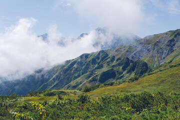 Fototapeta premium 日本：白馬八方尾根からの景色【中部山岳国立公園】長野県白馬村・9月
