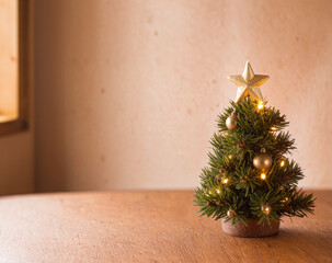 small Christmas tree ornament（生成AI　Generated Image）