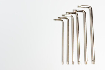 各種サイズのトルクスレンチ