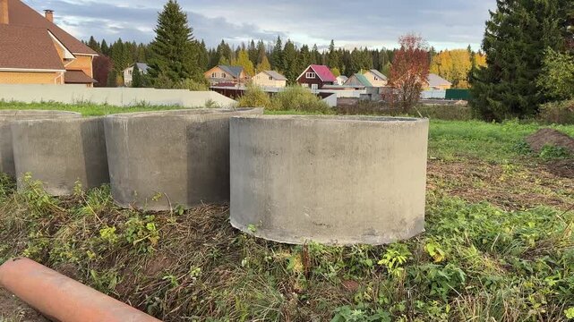 Concrete rings for sewage. Precast concrete rings on the land plot