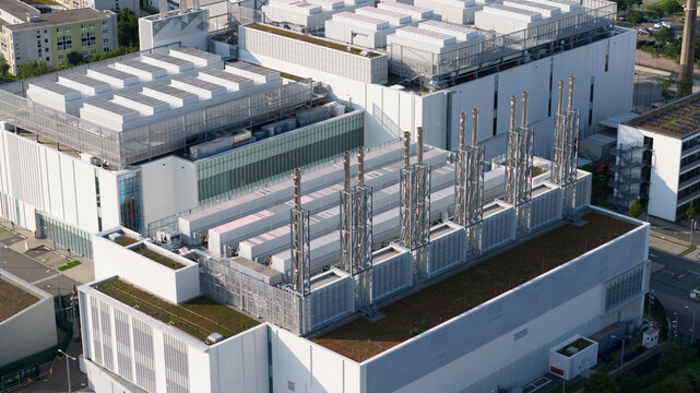 Data center, HVAC installation, cooling installation. COmputing center infrastructure.
