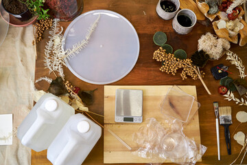 Step-by-step DIY tutorial on making handmade autumn wall clock with natural materials – wood,...