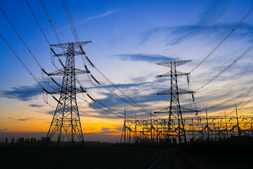 Fototapeta premium The power supply facilities of contour in the evening