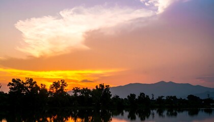 Obraz premium Sunset over a lake (1)