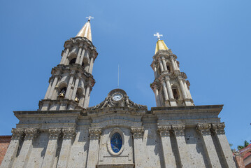 Fototapeta premium Church of San Francisco de Asis located very close to Lake Chapala in Jalisco, Mexico