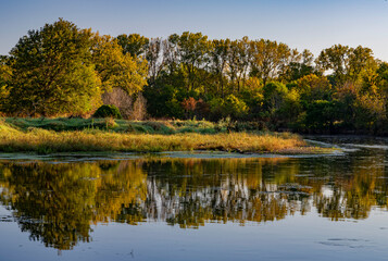 738-66 Autumn River Bend