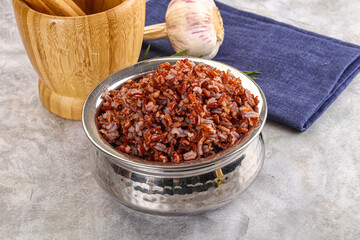 Red steamed rubine rice garnish
