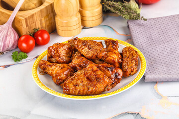 Buffalo chicken wings barbecue sauce