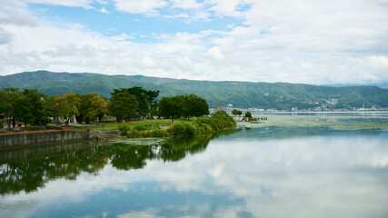 諏訪湖畔の風景