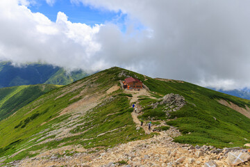 薬師岳山荘