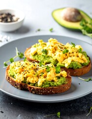 Avocado toast with scrambled eggs (3)