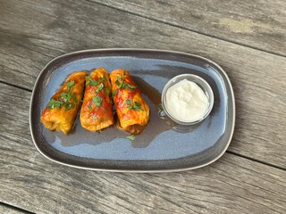 grilled salmon with lemon and parsley
