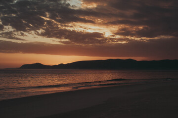 Pôr do sol na praia