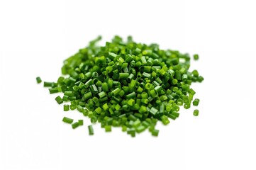 Obraz premium Freshly sliced green chives on a white backdrop