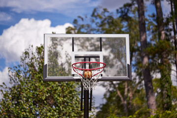 Basketball ring for practicing at home, shooting the hoops!